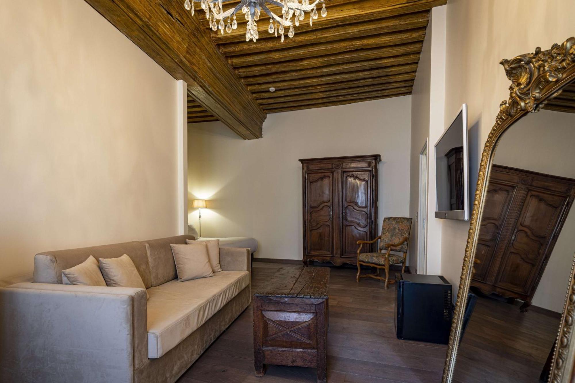 Abbaye De Maizieres Hotel Бон Екстериор снимка